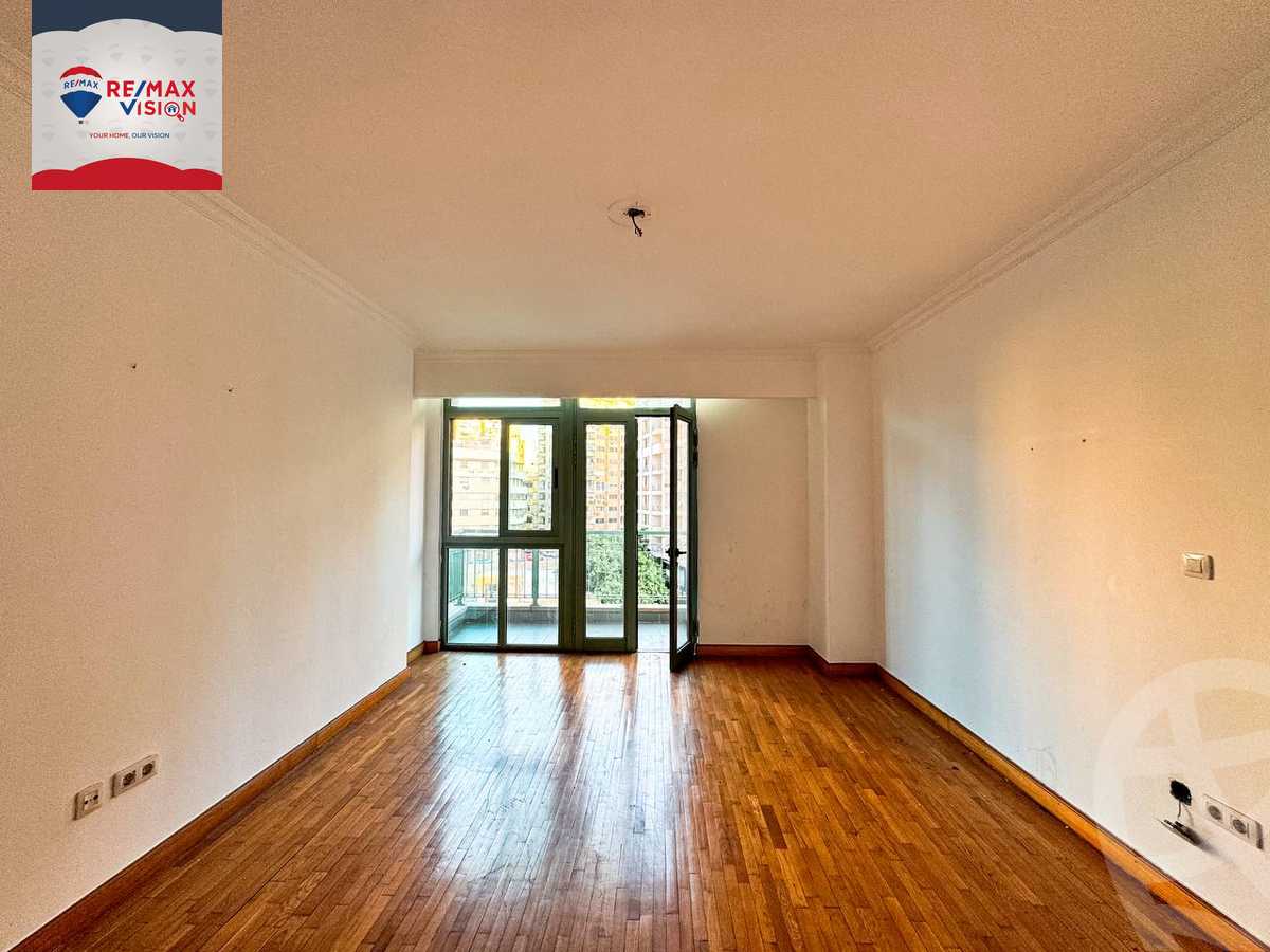 https://aqarmap.com.eg/ar/listing/6516969-for-rent-alexandria-sn-styfnw-abd-el-salam-aref-st