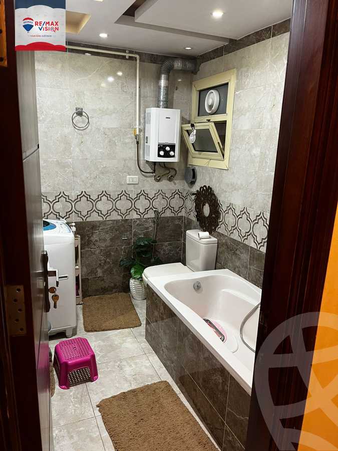 https://aqarmap.com.eg/en/listing/6556246-for-sale-alexandria-ganaklis-shr-bw-qyr-tryq-lhry