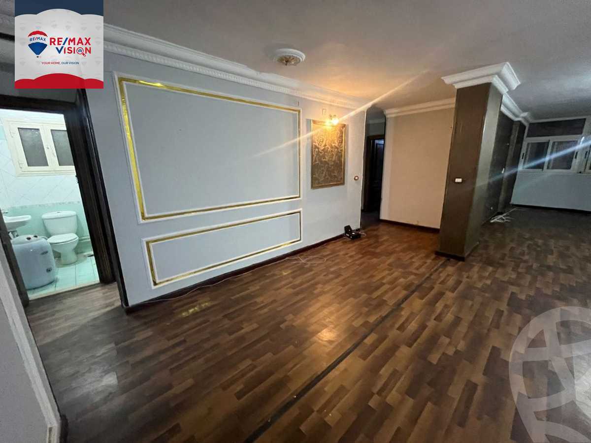 https://aqarmap.com.eg/ar/listing/6566727-for-sale-alexandria-smouha-victor-amanoiel-square