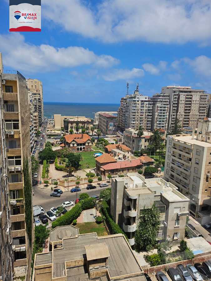 https://aqarmap.com.eg/ar/listing/6566808-for-sale-alexandria-glim-shr-bw-qyr-tryq-lhry