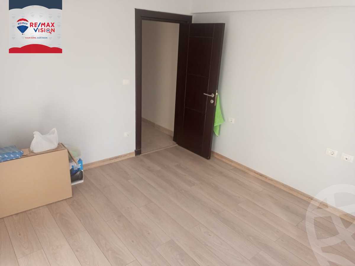 https://aqarmap.com.eg/ar/listing/6580863-for-sale-alexandria-smouha-compounds-in-smouha-kmbwnd-jrnd-fyl