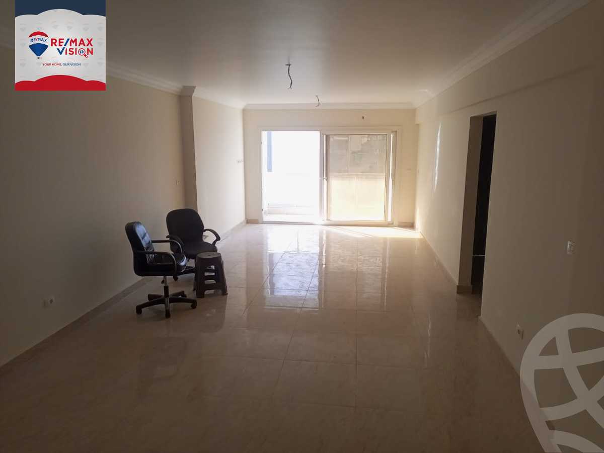 https://aqarmap.com.eg/ar/listing/6580863-for-sale-alexandria-smouha-compounds-in-smouha-kmbwnd-jrnd-fyl