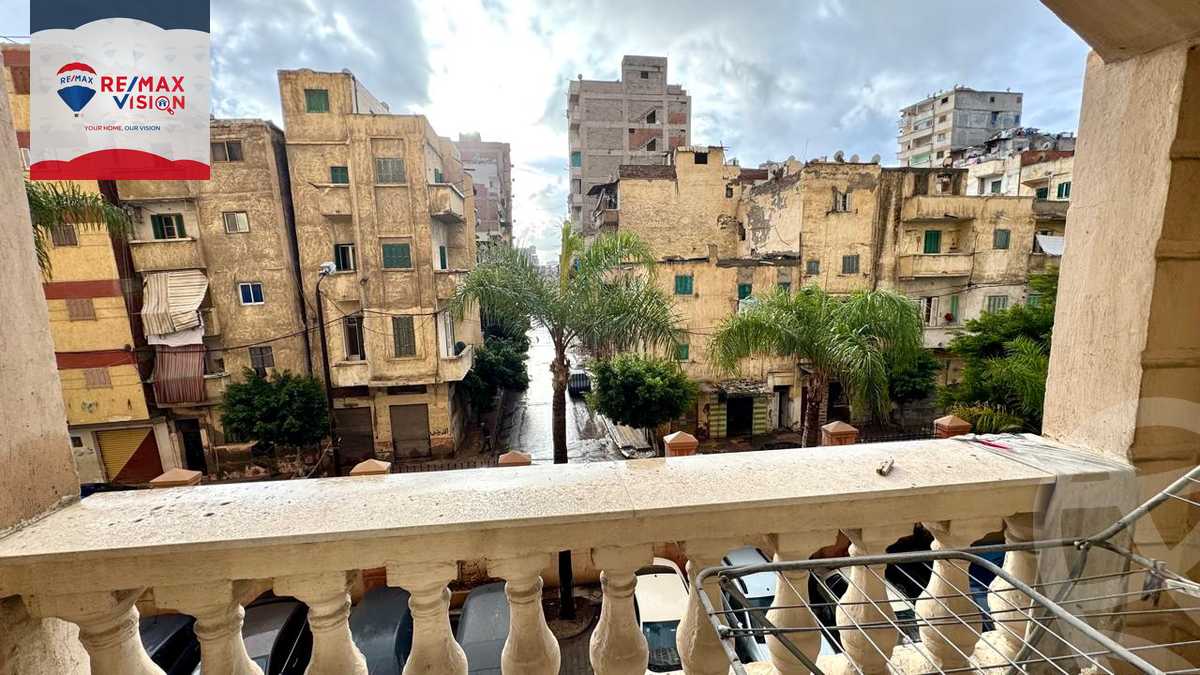 https://aqarmap.com.eg/ar/listing/6590487-for-sale-alexandria-moharram-bey-moharram-bek-st