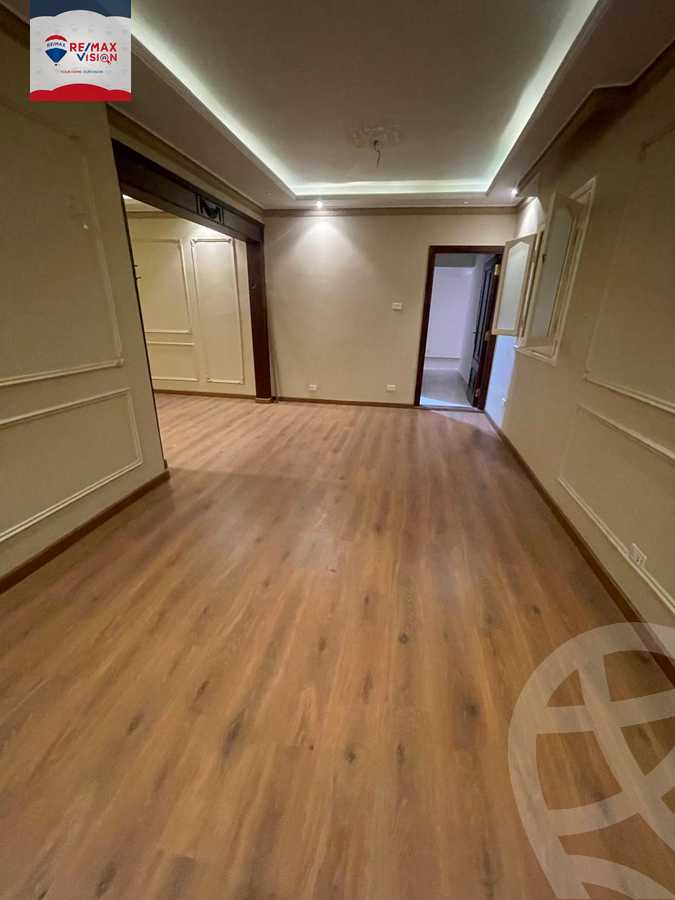 https://aqarmap.com.eg/ar/listing/6638870-for-sale-alexandria-bolekly-abd-el-salam-aref-st
