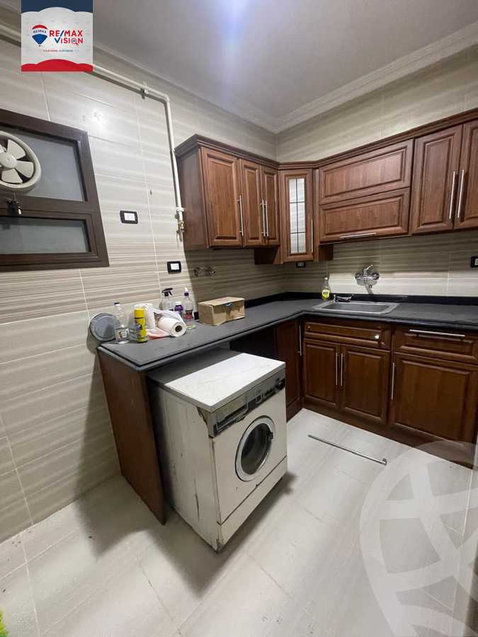 https://aqarmap.com.eg/ar/listing/6638870-for-sale-alexandria-bolekly-abd-el-salam-aref-st