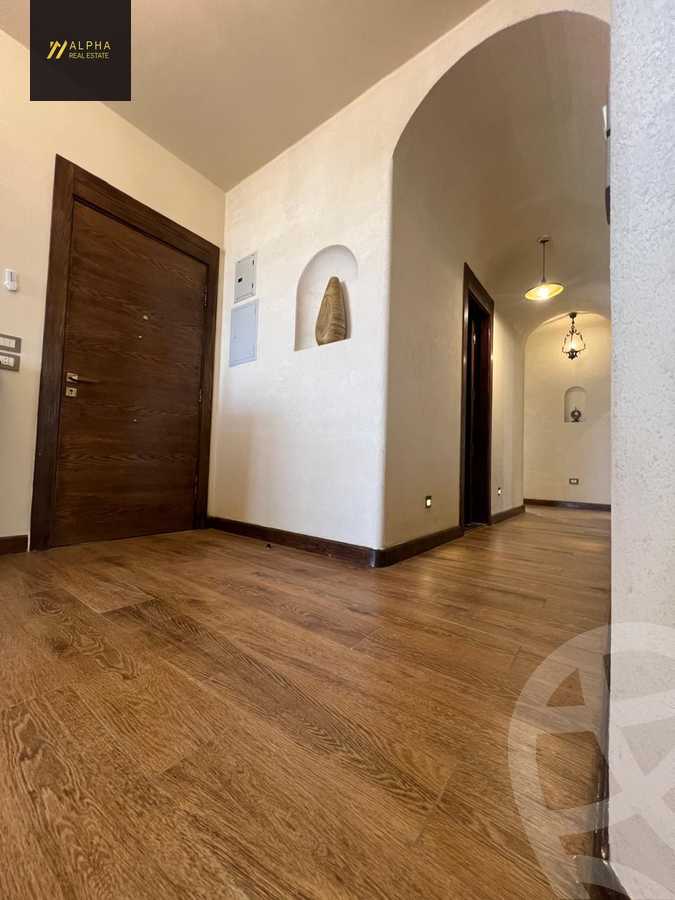 https://aqarmap.com.eg/en/listing/6597258-for-sale-cairo-new-cairo-compounds-hyde-park-centre-ville-hyde-park
